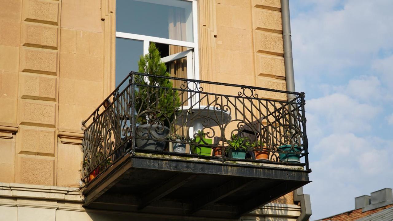 Alina'S Room Kutaisi Exterior photo